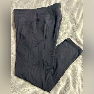 Tommy John Go Anywhere Women’s Black Capri leggings, with side pockets, Size SM